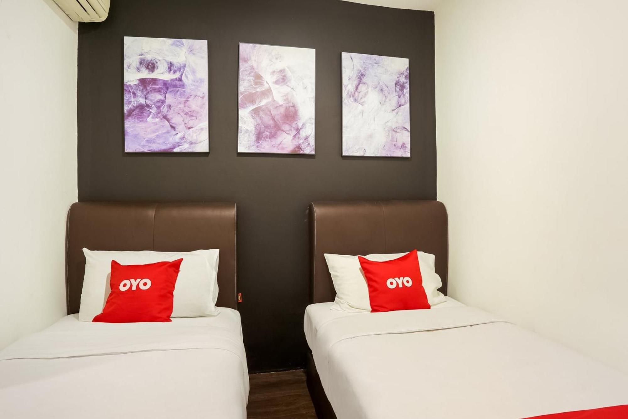 โอโย 90460 โฮเทล แคแอล2เอฟ เรสต์ แอนด์ โก Hotel ชาห์อาลัม ภายนอก รูปภาพ