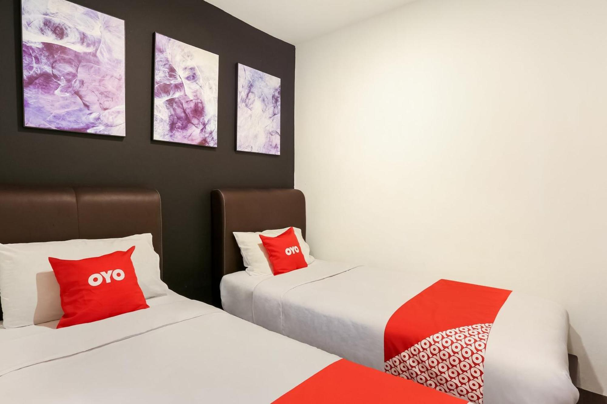 โอโย 90460 โฮเทล แคแอล2เอฟ เรสต์ แอนด์ โก Hotel ชาห์อาลัม ภายนอก รูปภาพ