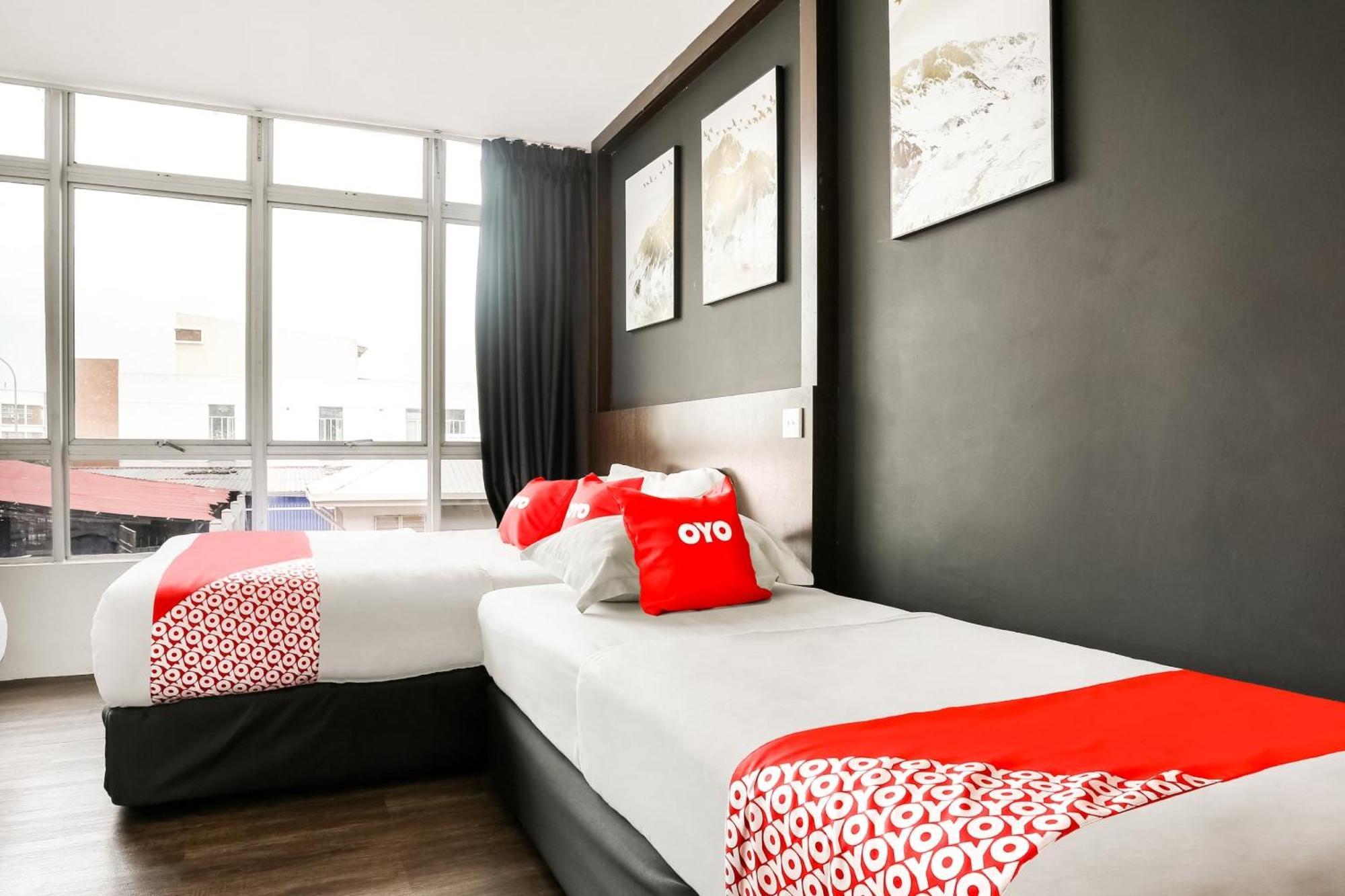 โอโย 90460 โฮเทล แคแอล2เอฟ เรสต์ แอนด์ โก Hotel ชาห์อาลัม ภายนอก รูปภาพ