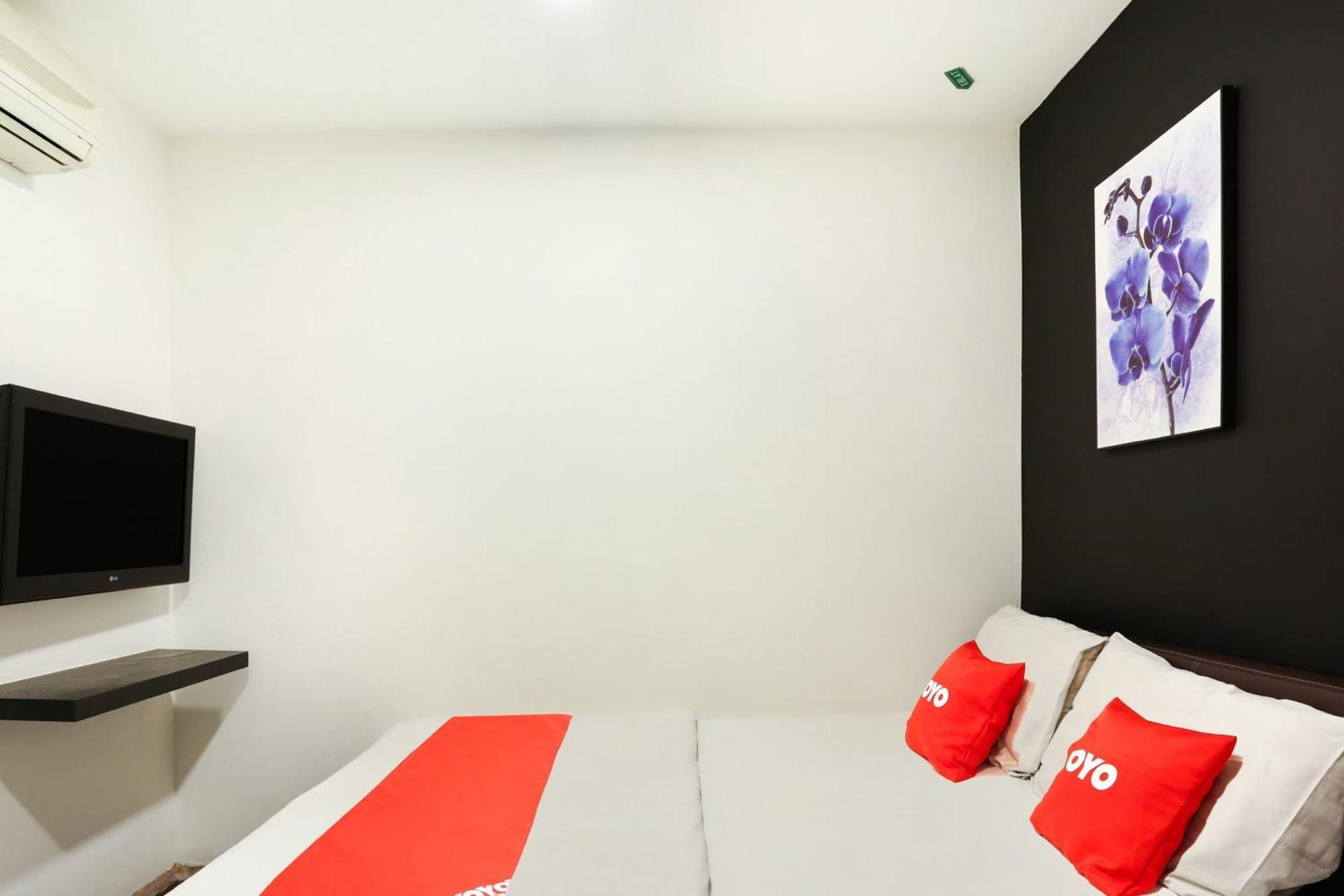 โอโย 90460 โฮเทล แคแอล2เอฟ เรสต์ แอนด์ โก Hotel ชาห์อาลัม ภายนอก รูปภาพ